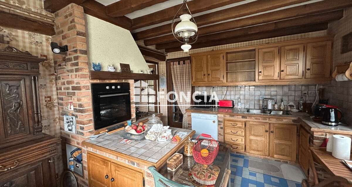 Maison à LE VAL-DAVID