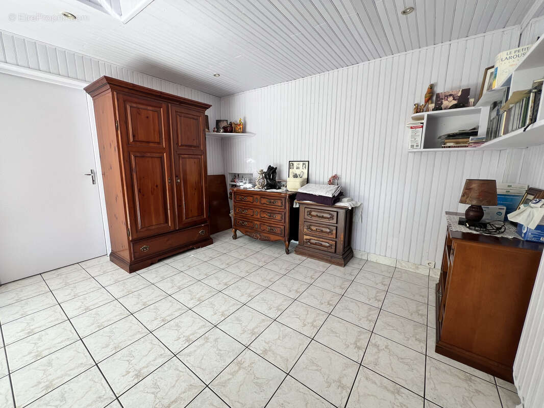 Maison 6 pièces de 139 m2 habitables avec 355 m2 de terrain - photo 4