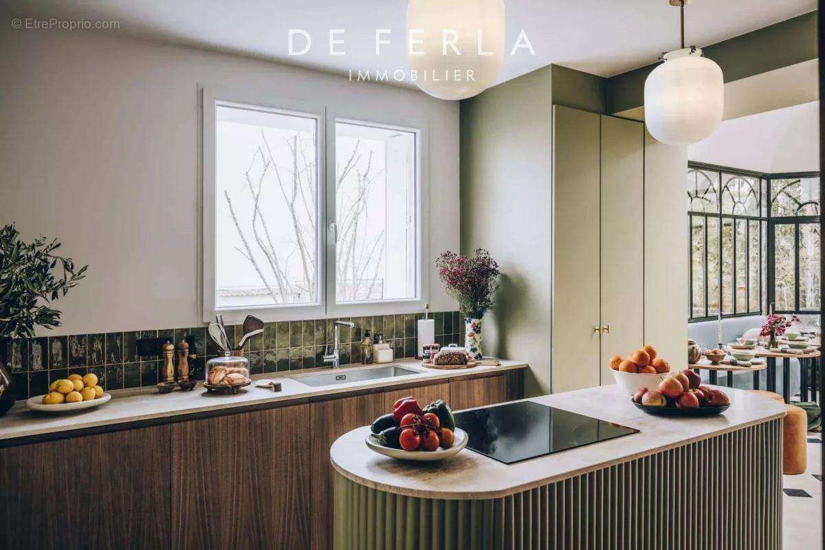 Maison à SAINT-MAUR-DES-FOSSES