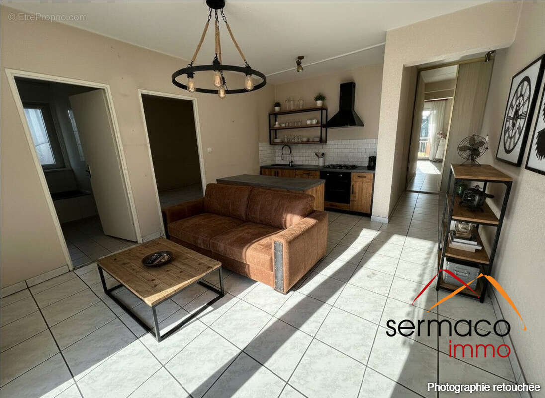 Cuisine séjour retouchée avec l'IA - Appartement à SARREGUEMINES