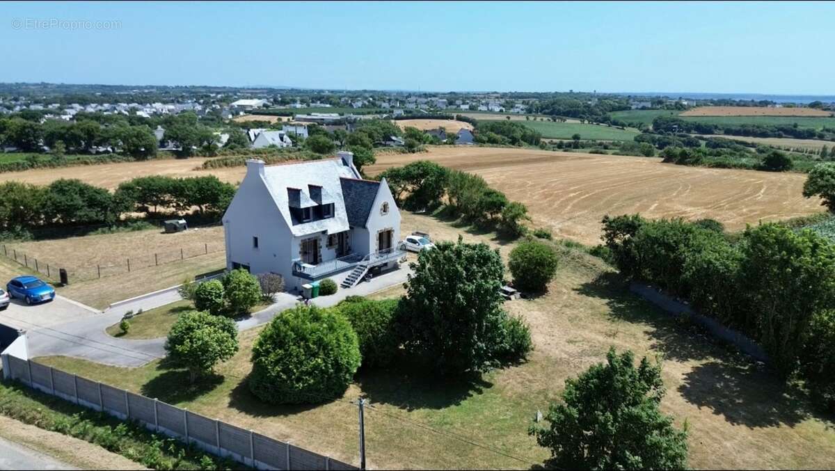 Maison à vendre 8 pièces LOCMARIA PLOUZANE (29) - photo 2