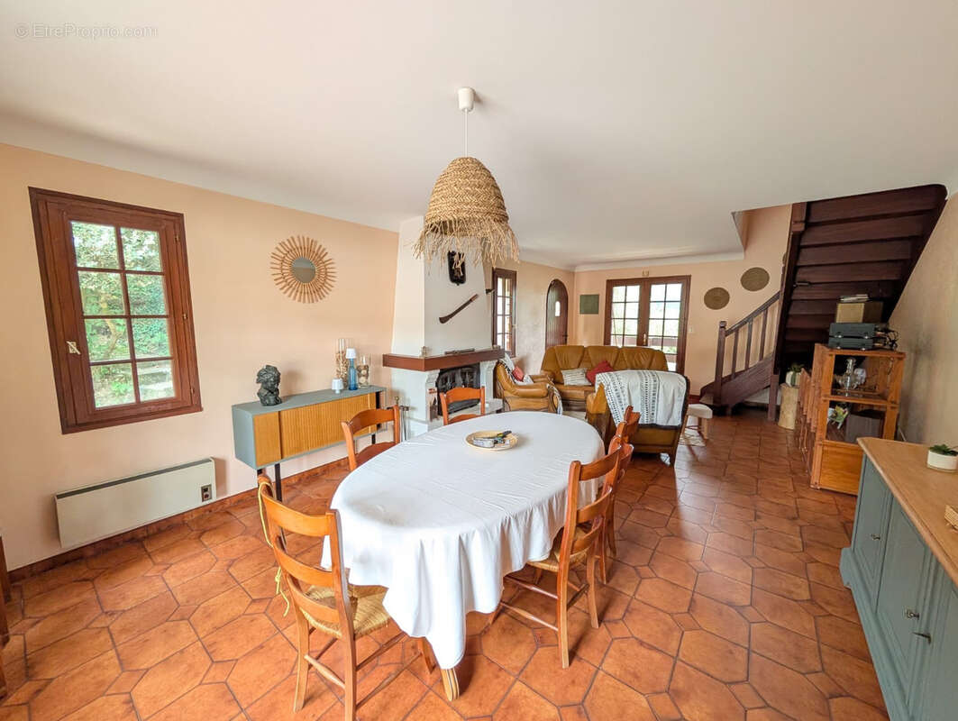 Maison à SAINT-MICHEL-CHEF-CHEF