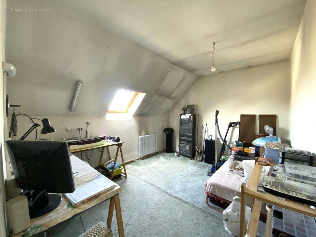 Maison à BONNIERES-SUR-SEINE