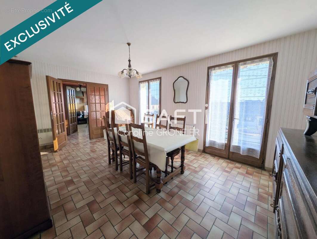 Photo 5 - Maison à PALINGES