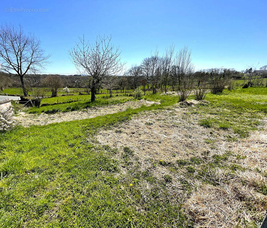Maison à SAINT-GERVAIS-D&#039;AUVERGNE