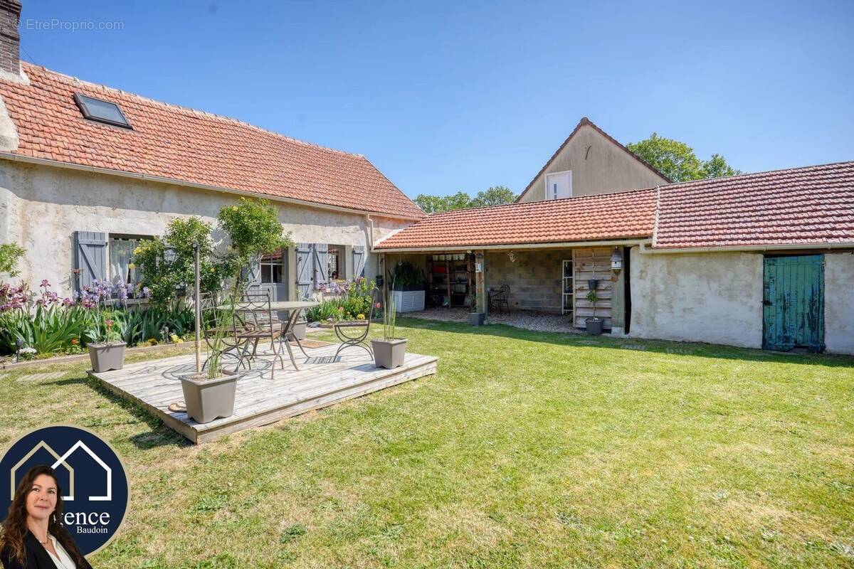 Maison à LA BOISSIERE-ECOLE