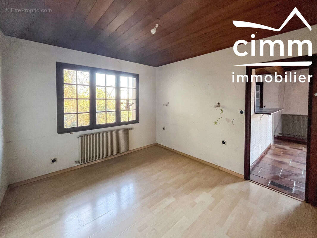 Maison 140 m² à Saint-Vincent-De-Mercuze  - photo 6