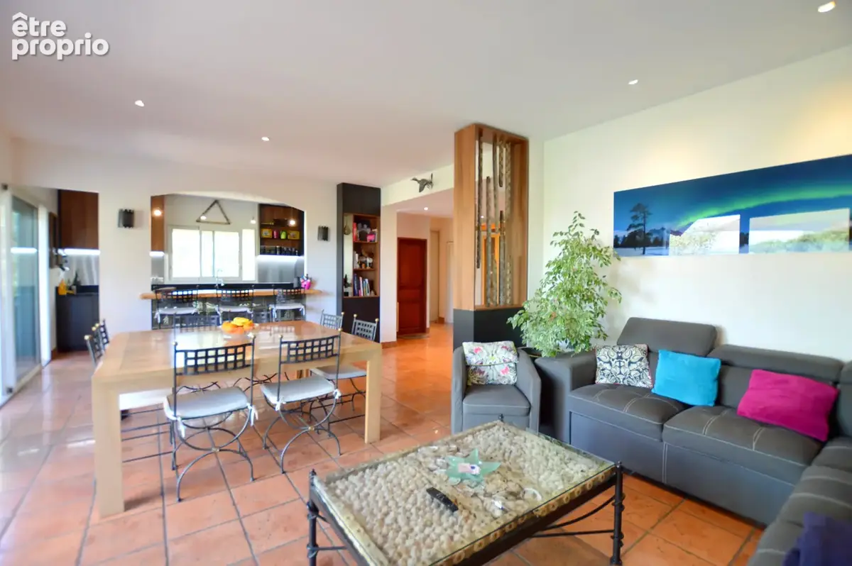 Maison T5 122 m² avec piscine, terrasse sud-ouest et dépendance T4  de 78 M²– Havre de paix à Balaruc-les-Bains - photo 6