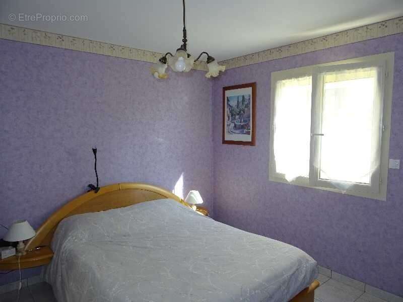 Maison à SAINT-JUNIEN