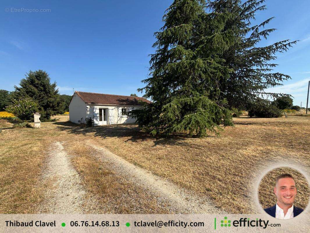 Maison à CHAZELLES