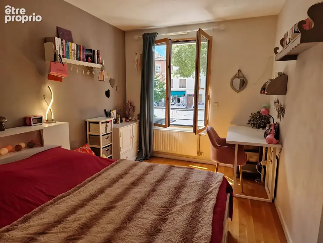 Montchat - superbe t4 de 100 m² avec terrasse sans vis-à-vis - photo 6