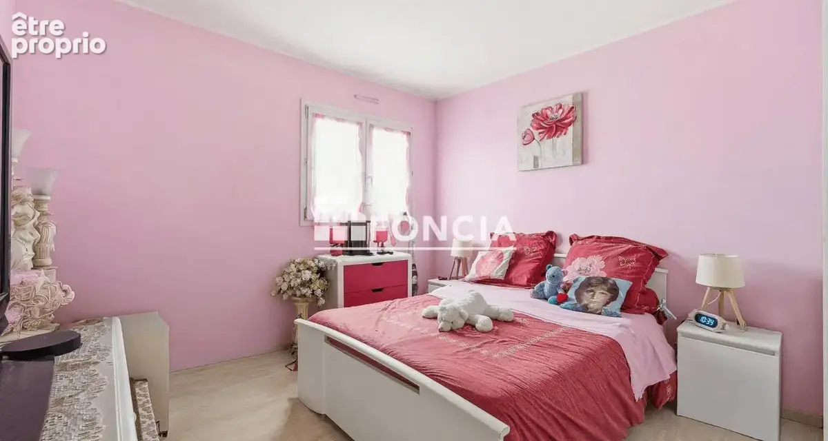 Appartement T2 de 50m2 - parking privatif - cave - photo 7
