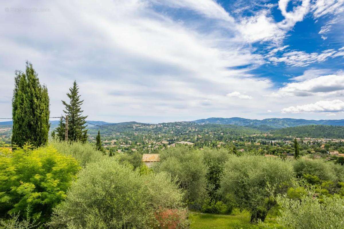 Villa avec piscine, vue sur collines, mer et lac + maison d'amis - photo 20
