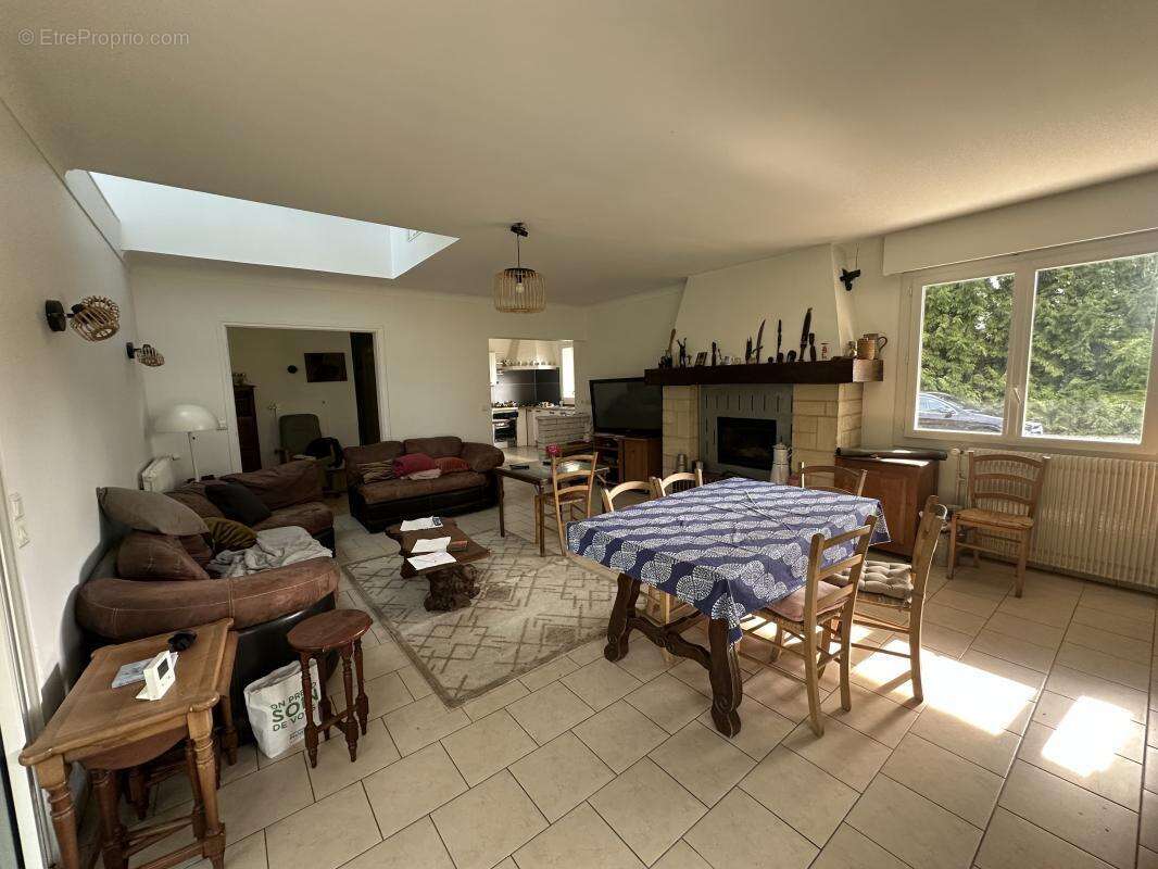 Maison à QUETTEVILLE