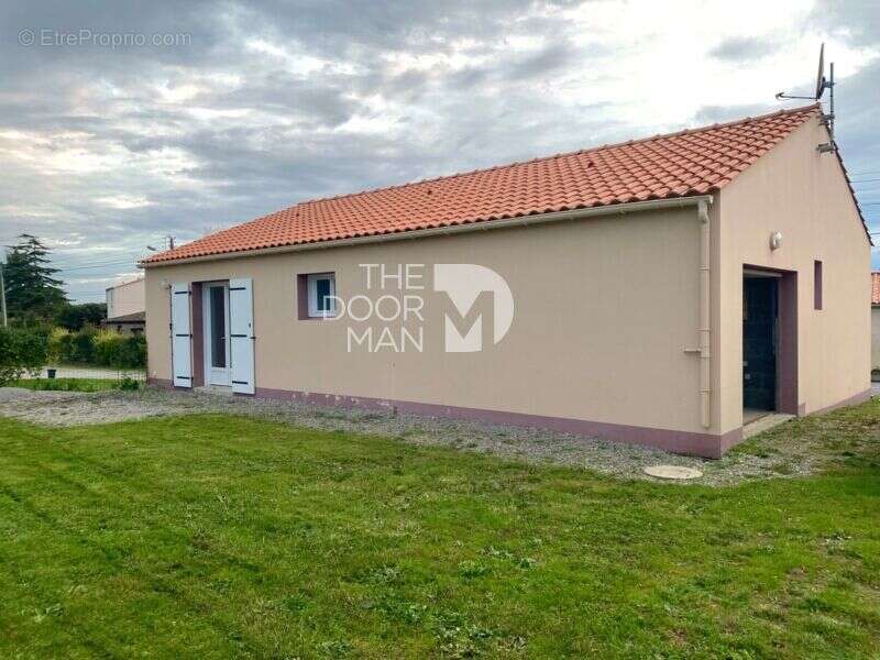 Maison à ARTHON-EN-RETZ