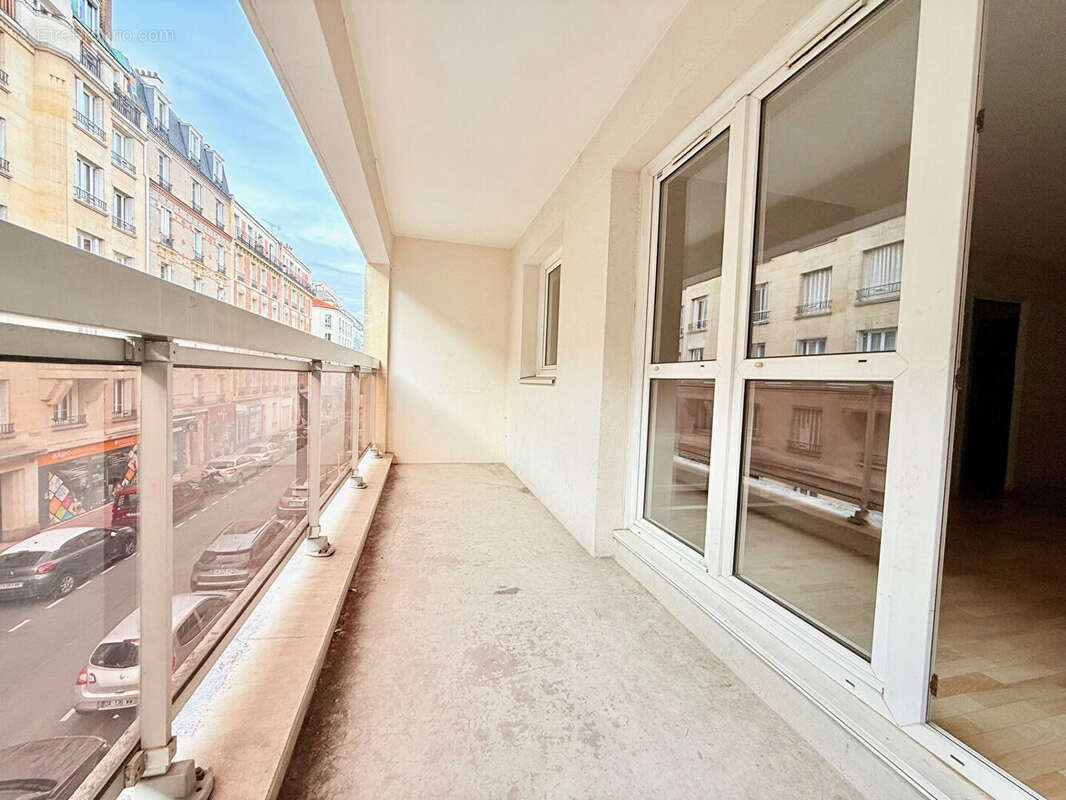 Appartement à LEVALLOIS-PERRET