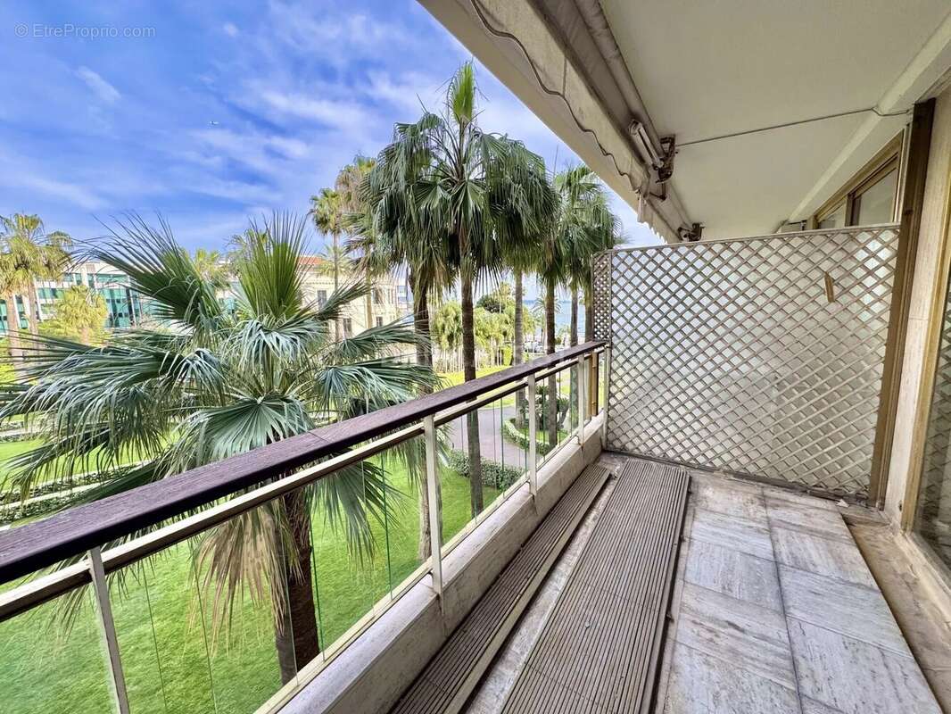 Appartement à CANNES