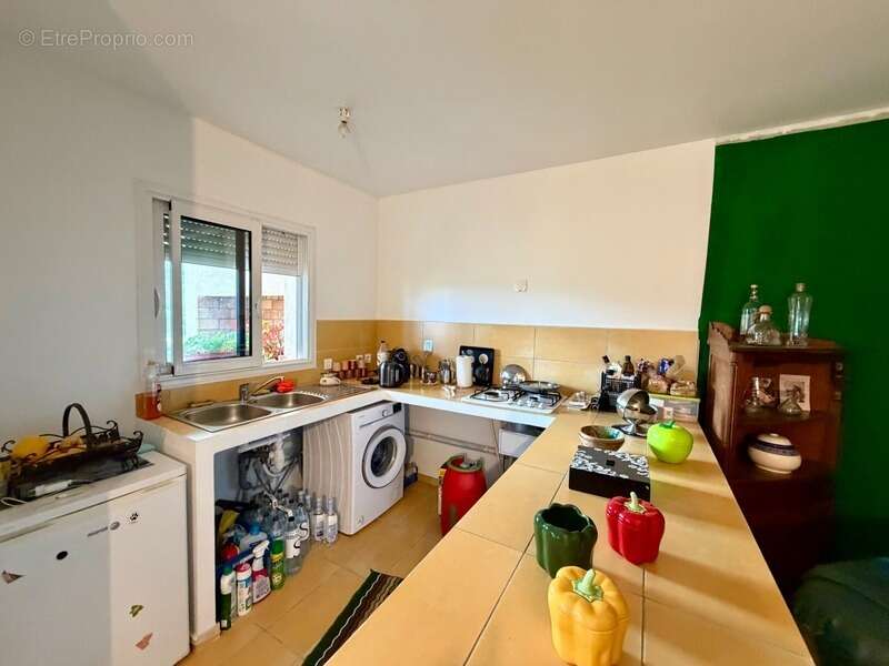 À VENDRE FAVONE – Appartement T3 de 62,10 m² en rez-de-jardin avec vue mer - photo 8