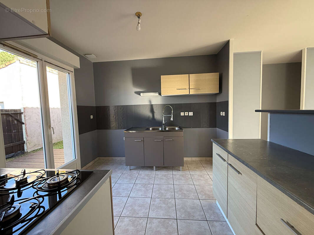 Maison à VAUX-SUR-MER