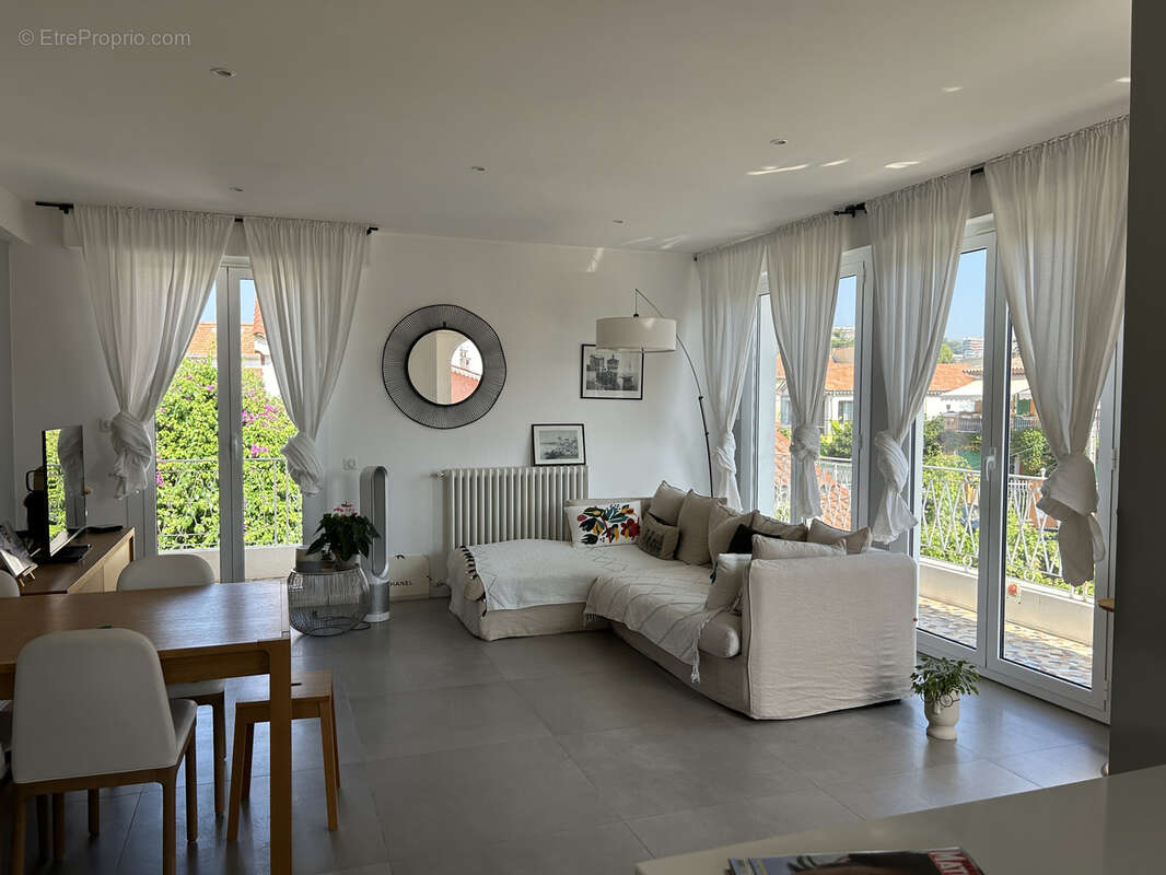 Maison à VILLENEUVE-LOUBET