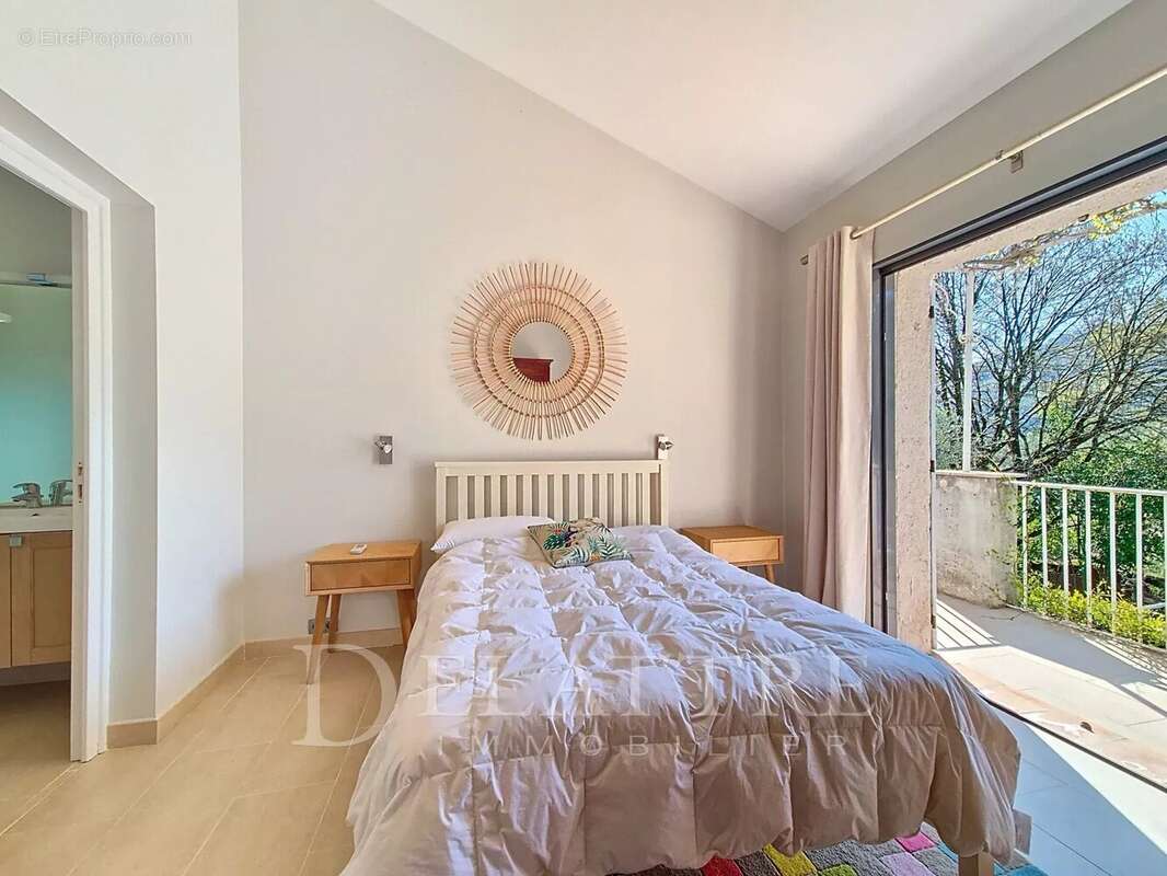 Maison à LE BAR-SUR-LOUP