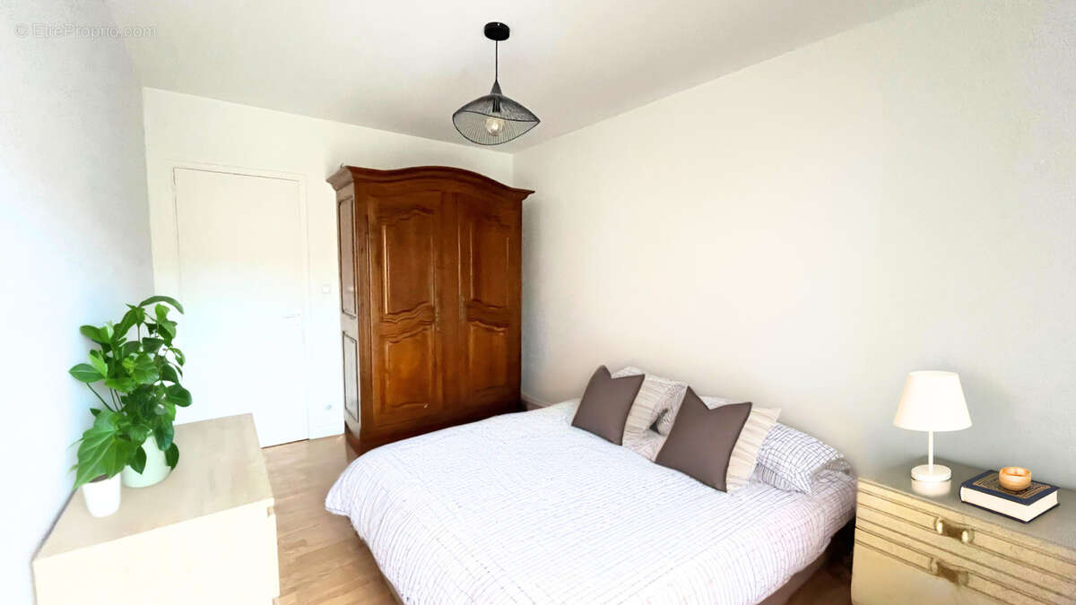 Maison à SAINT-JUERY