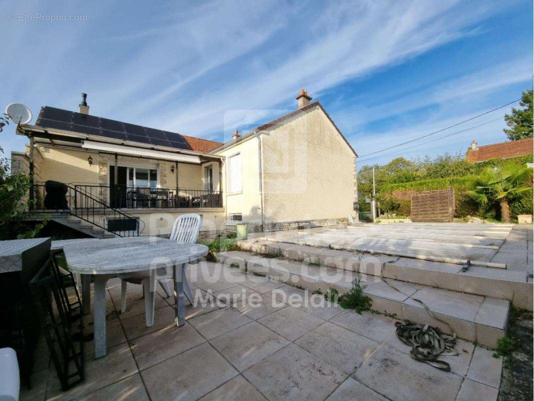 Maison à LA CHARITE-SUR-LOIRE