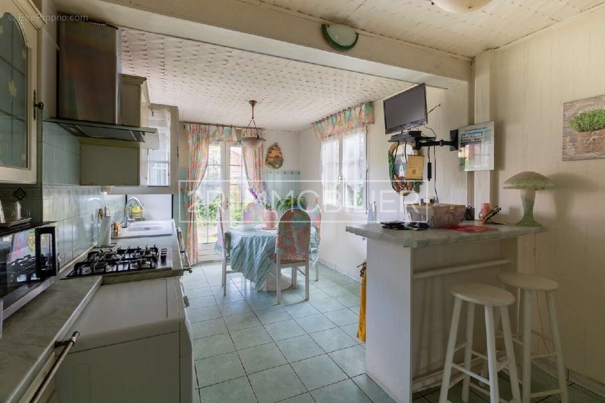 Maison à OZOIR-LA-FERRIERE