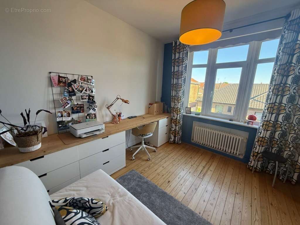 Maison à CROIX