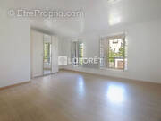 Appartement à VOUZIERS