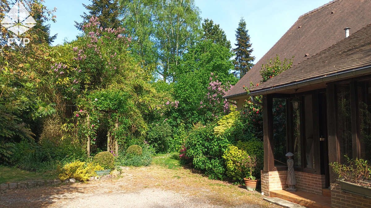 Maison à GRUCHET-LE-VALASSE