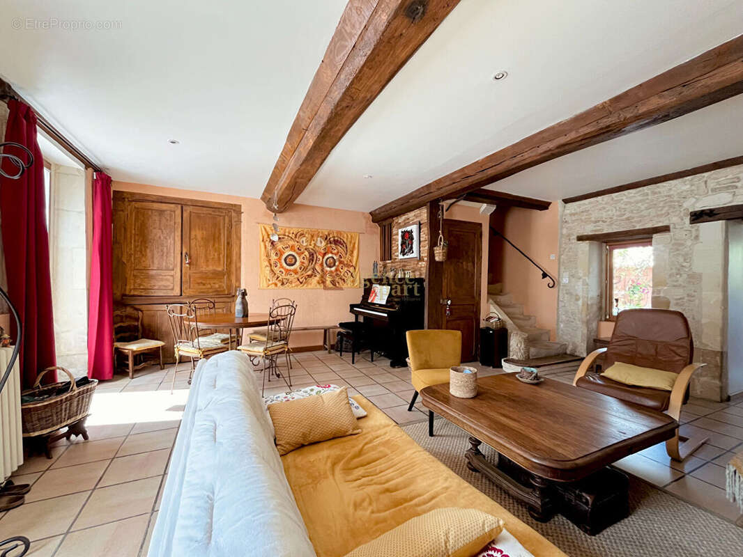 Maison à SAINT-SYLVAIN