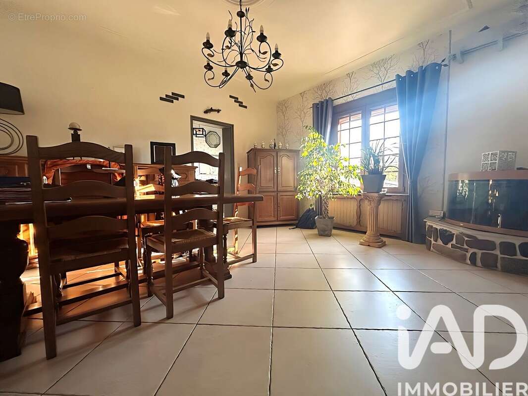 Photo 5 - Maison à ROEULX