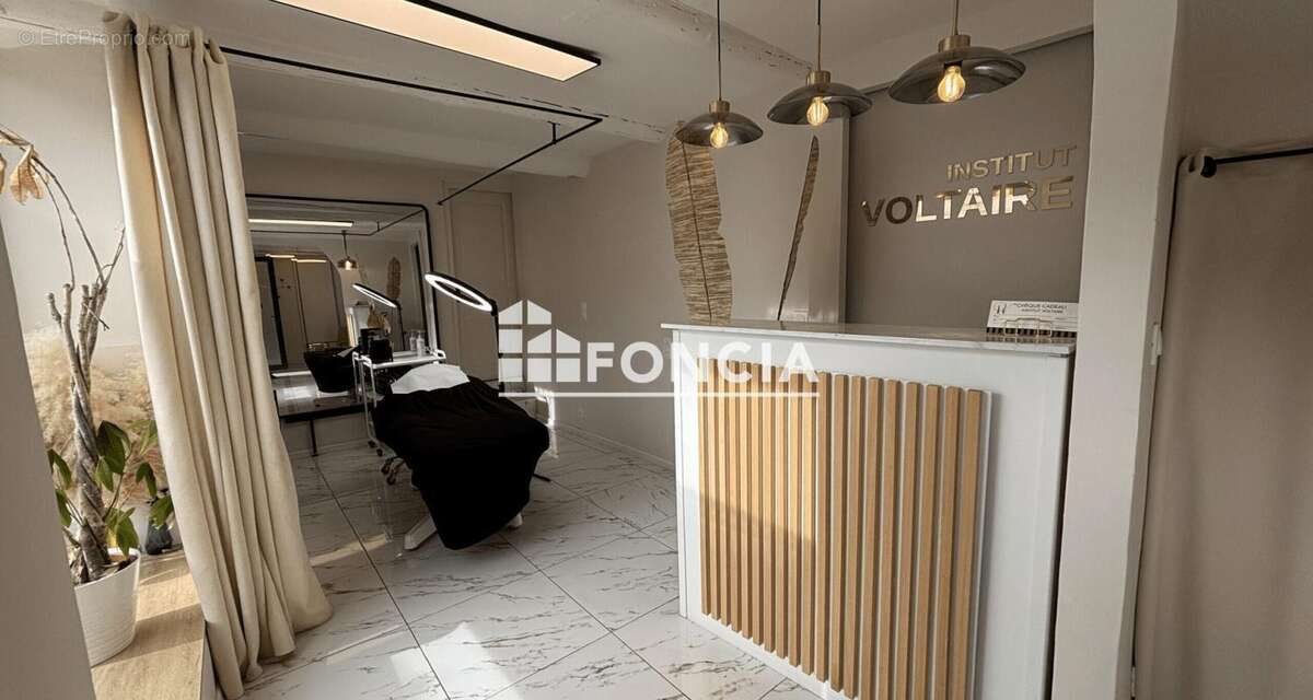 Appartement à PERNES-LES-FONTAINES