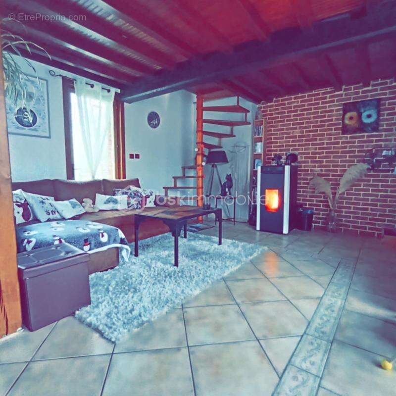 Maison à CAMBLAIN-CHATELAIN