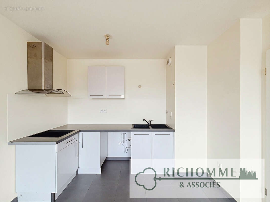Appartement à BEZANNES