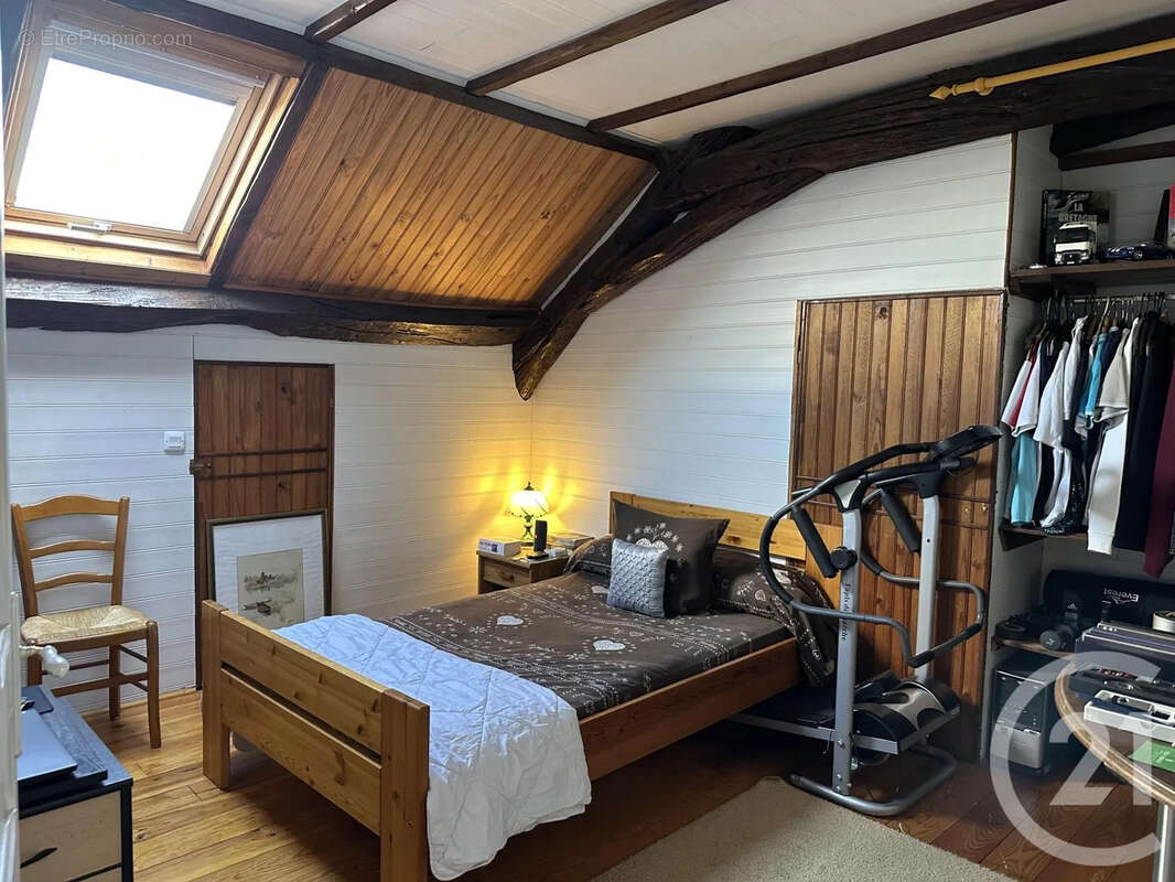 Maison à SURY-ES-BOIS