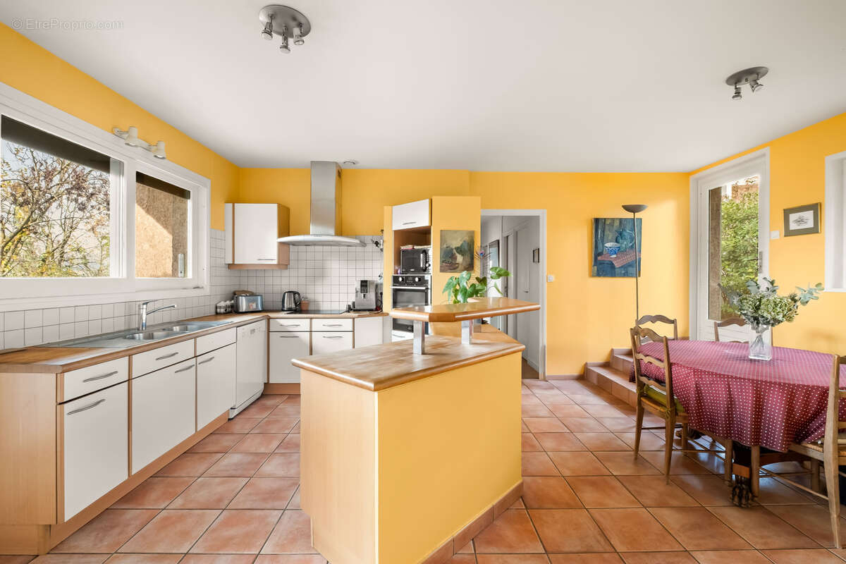 Maison à CALUIRE-ET-CUIRE