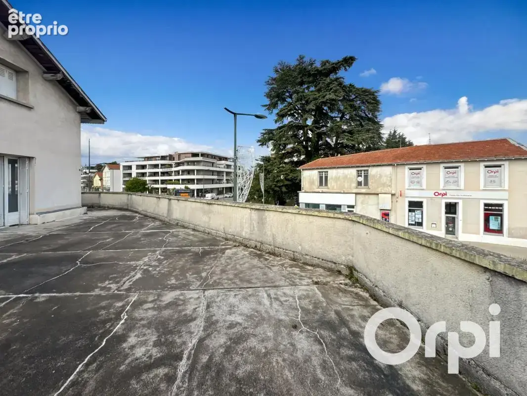 Appartement de 90 m² avec Terrasse Exceptionnelle de 130 m² - photo 9