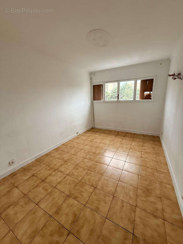 Appartement à MARSEILLE-15E