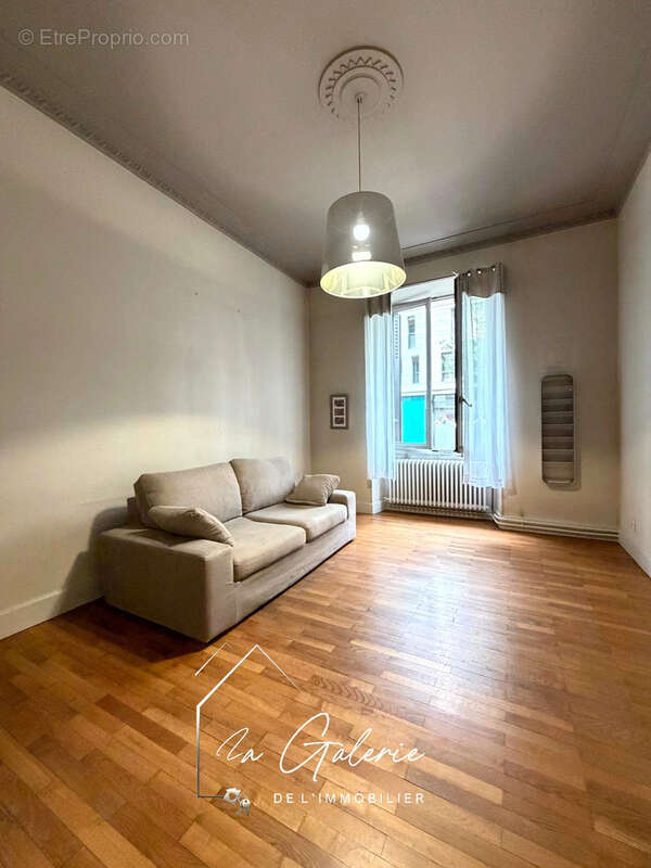 Appartement spacieux hyper centre de grenoble - photo 7