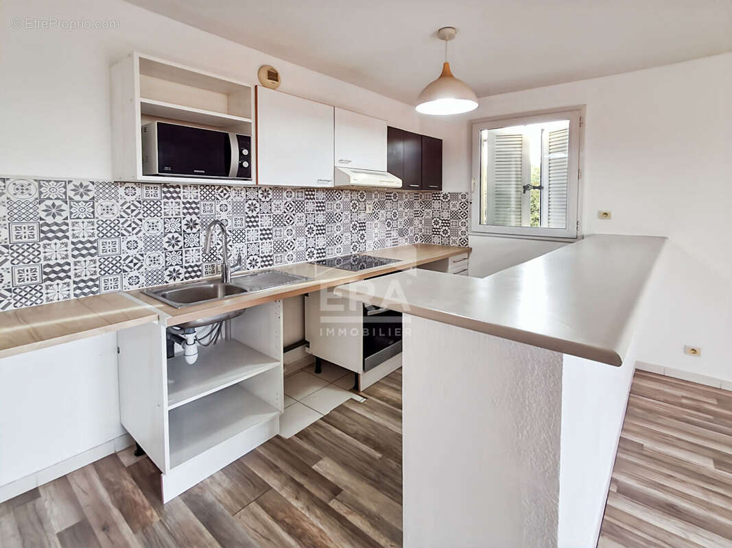 Appartement à MARSEILLE-9E