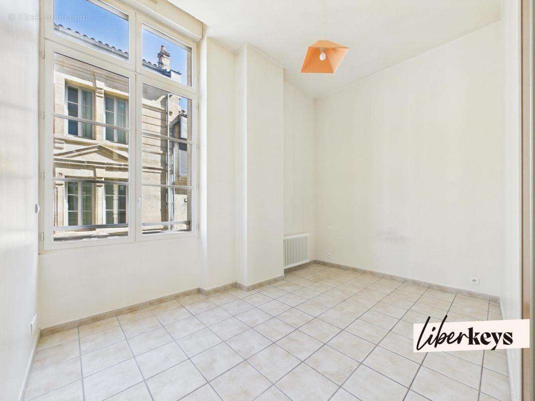 Appartement à BORDEAUX