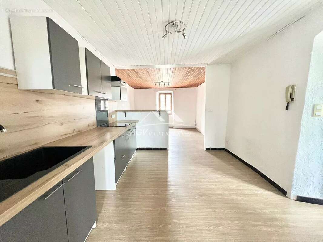 Appartement à LES MAGES