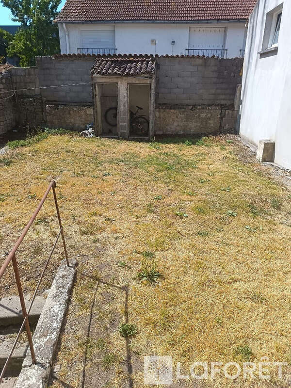 Saintes Rive Droite - Immeuble de rapport de 4 lots à fort potentiel de rendement - photo 2