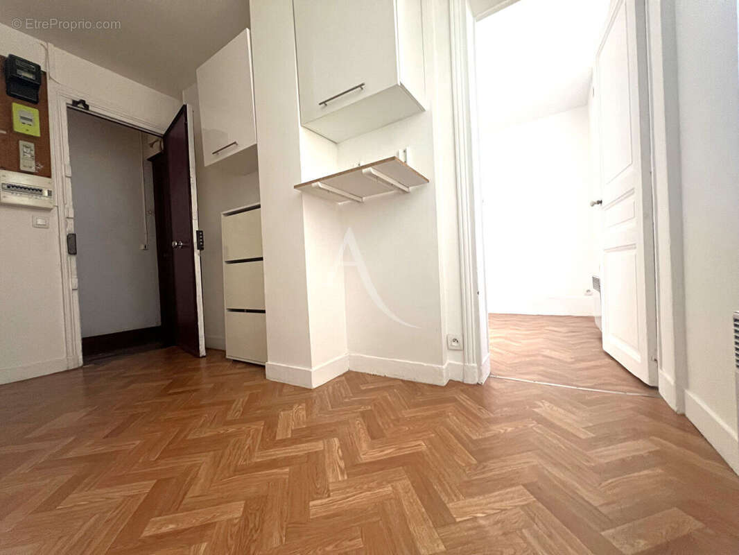 Appartement à PARIS-20E