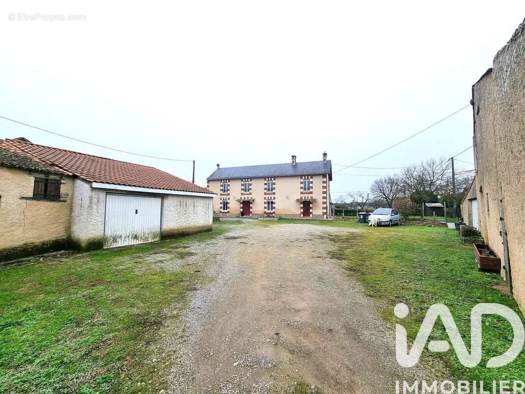 Photo 1 - Maison à THENEZAY