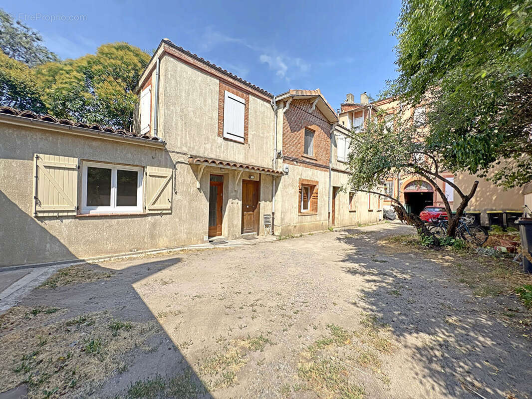 TOULOUSE - CHALETS - T2 rénové, lumineux et au calme - photo 11