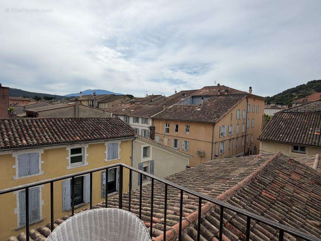 Appartement à VAISON-LA-ROMAINE