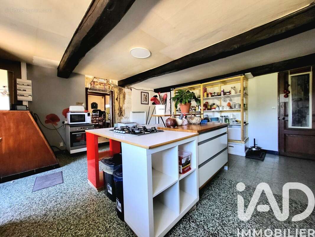 Maison 183 m² à Bourg-Fidele  - photo 4